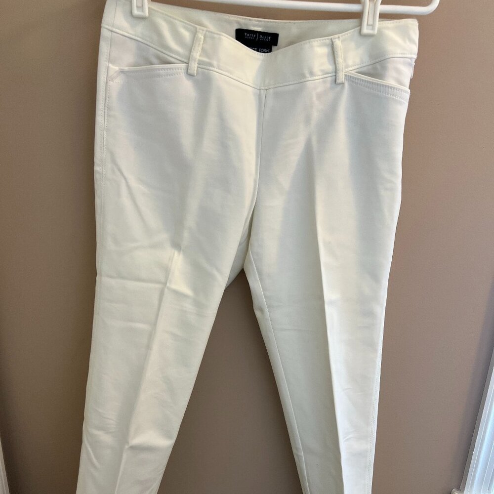 WHBM Perfect Form White Cropped Pants, Size 6S